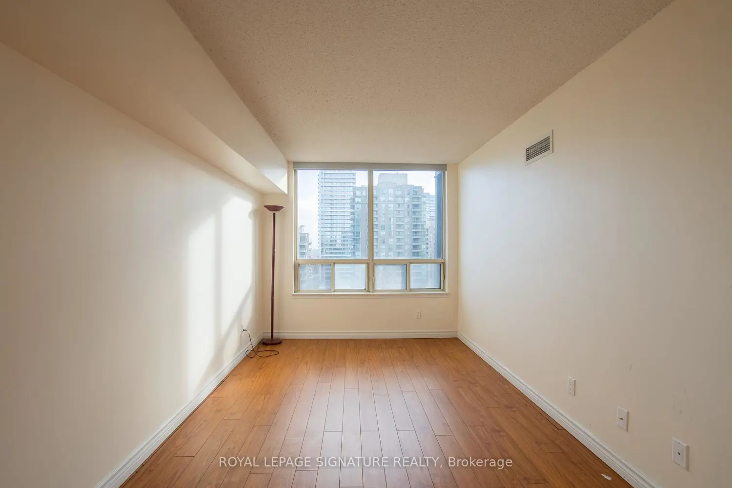 Additional image 12 of 7 Bishop Avenue 1604