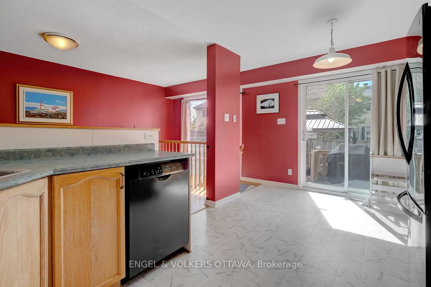 88 Kincardine Drive photo 4