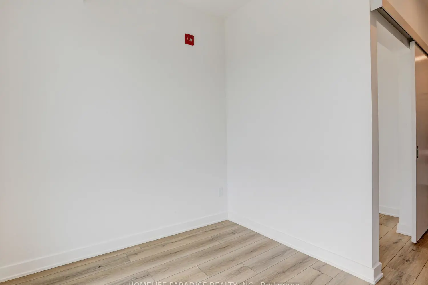 Additional image 13 of 312 Erb Street 416