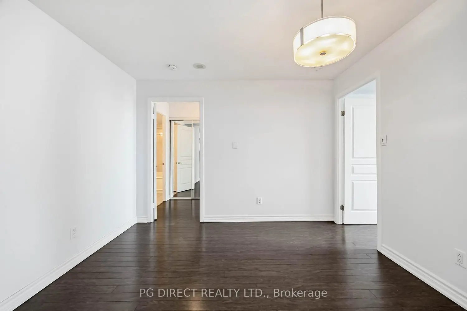 Additional image 12 of 323 Richmond Street 807