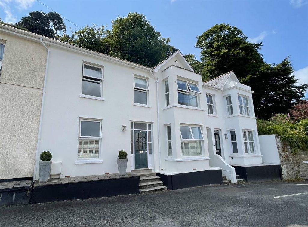 3 bed terraced house for saleDaglands Road, Fowey PL23