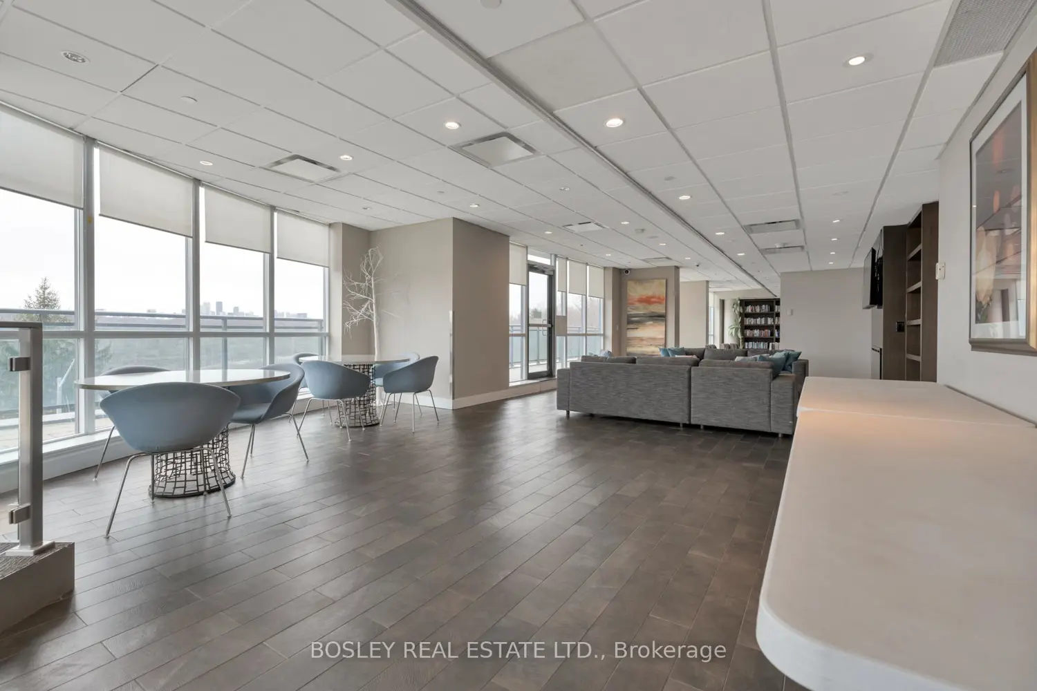 Additional image 19 of 1048 Broadview Avenue 1807