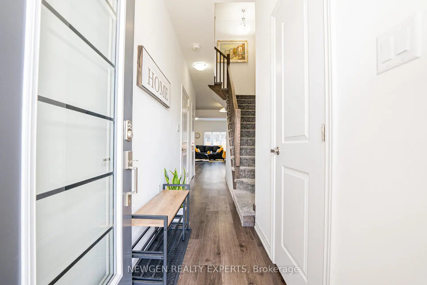 24 Bellhouse Avenue photo 5