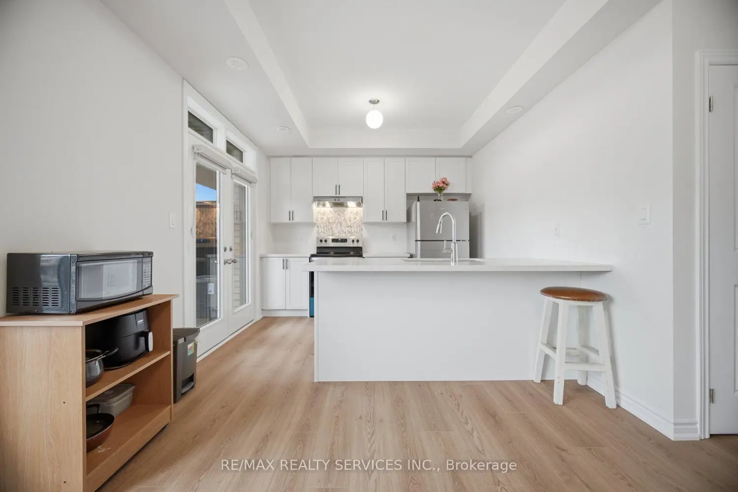 581 Tim Manley Avenue photo 5