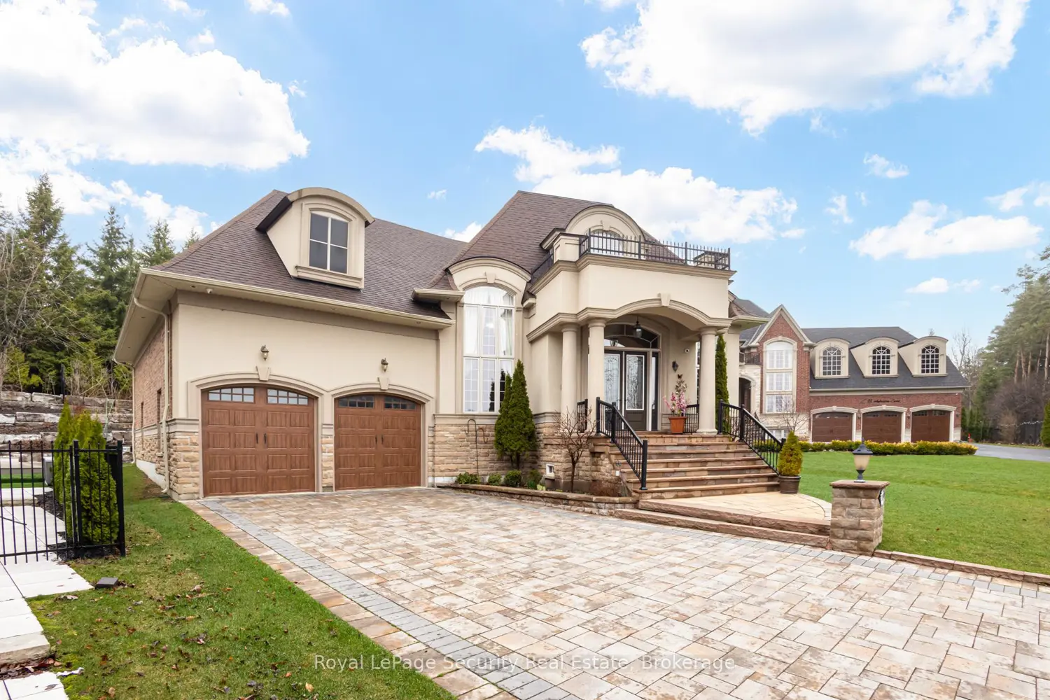 20 Aubrietia Court photo 3