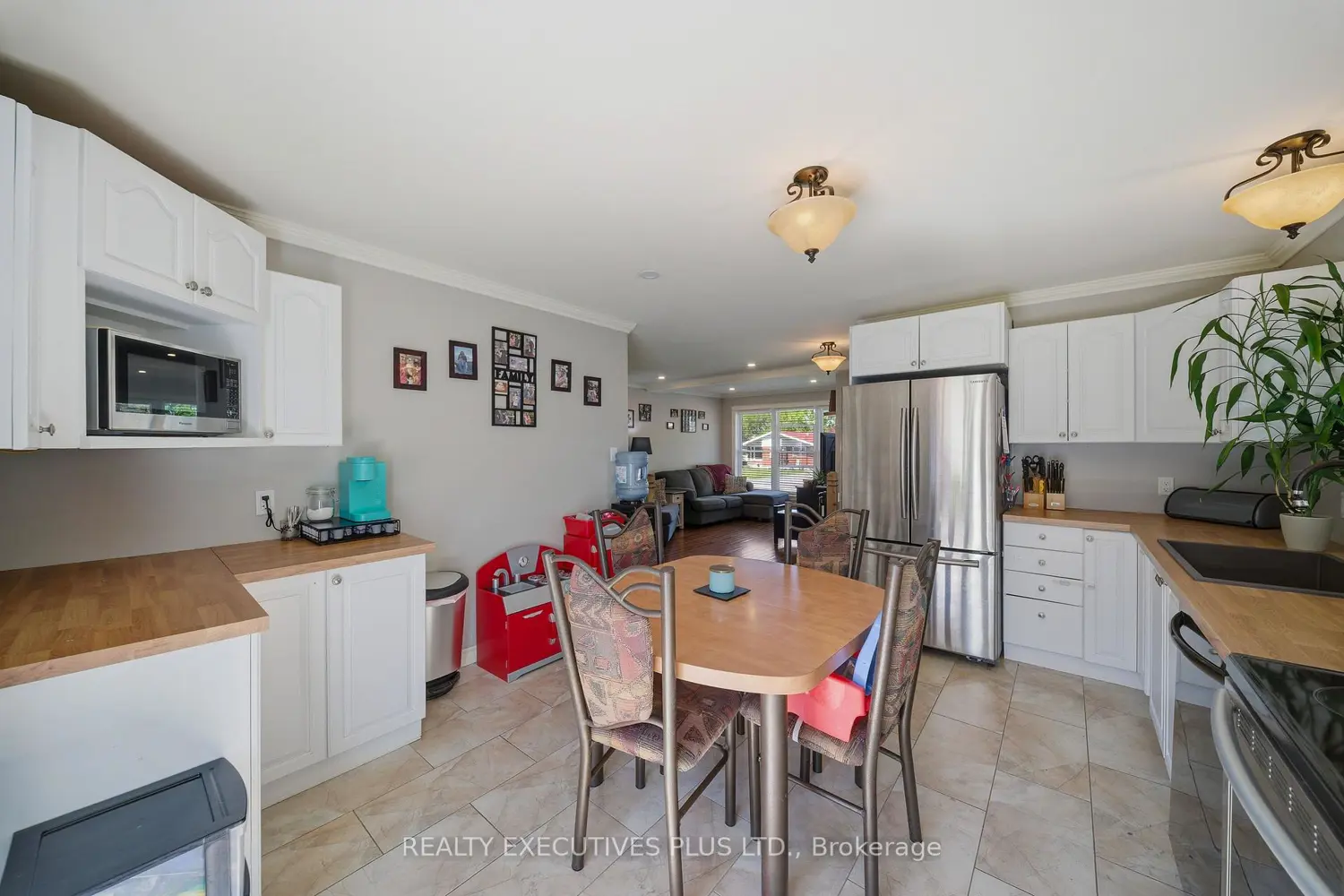 Additional image 8 of 448 Dominion Street