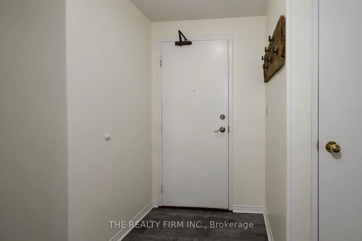 220 Duke Street 207 photo 4