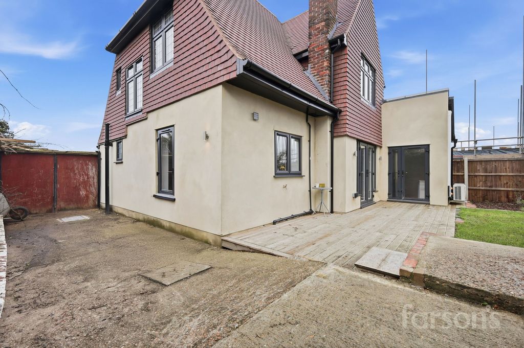 Additional image 33 of 4 bed detached house for saleColyers Lane, Erith DA8