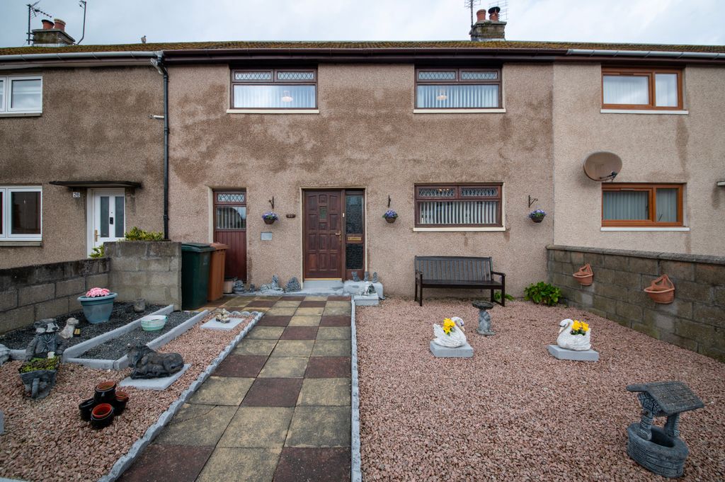 Additional image 18 of 3 bed terraced house for saleInward Road, Buckie AB56