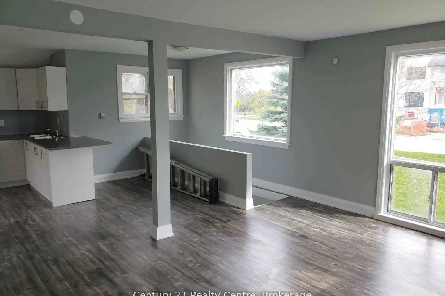 Additional image 5 of 1491 Pembroke Drive
