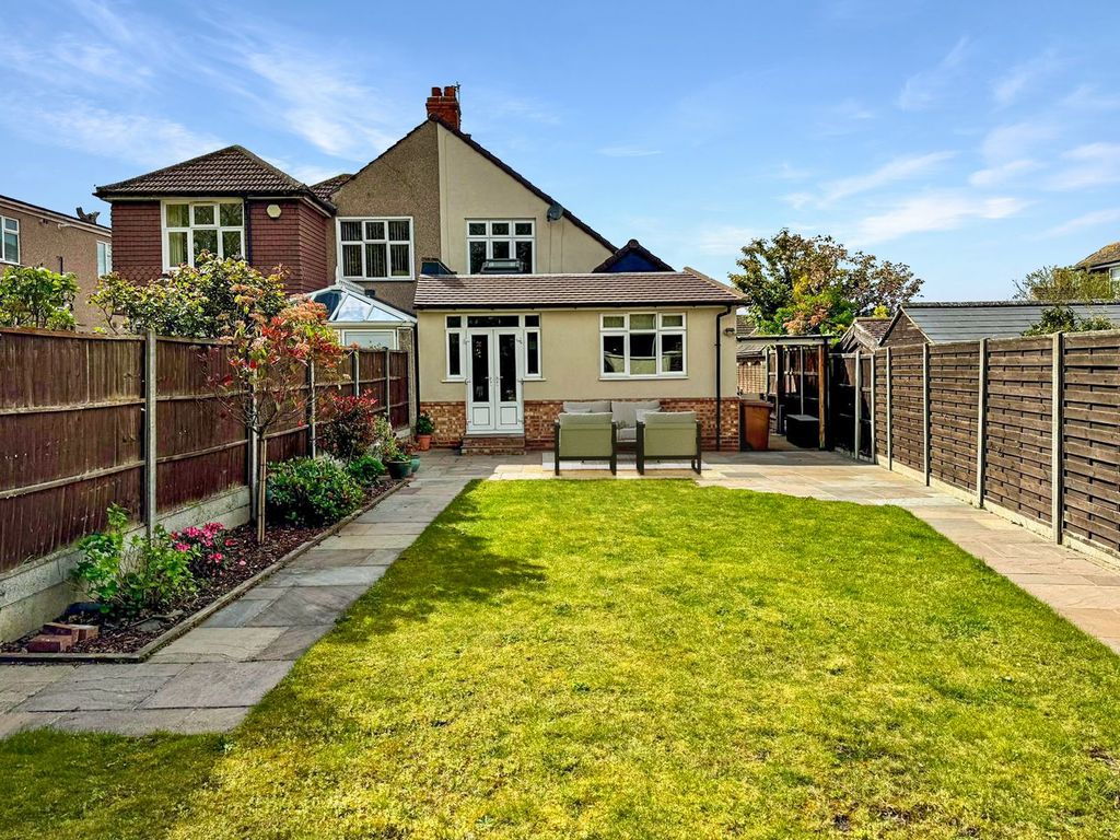 Additional image 4 of 3 bed semi-detached house for saleOakdene Avenue, Erith DA8