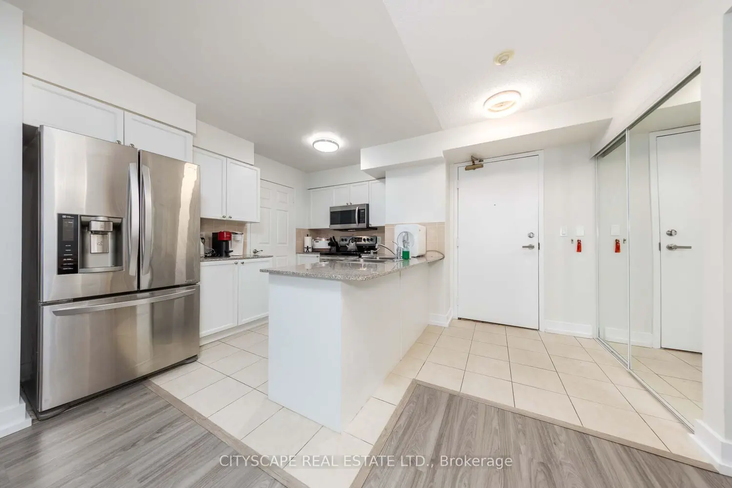 Additional image 18 of 5940 Yonge Street 609