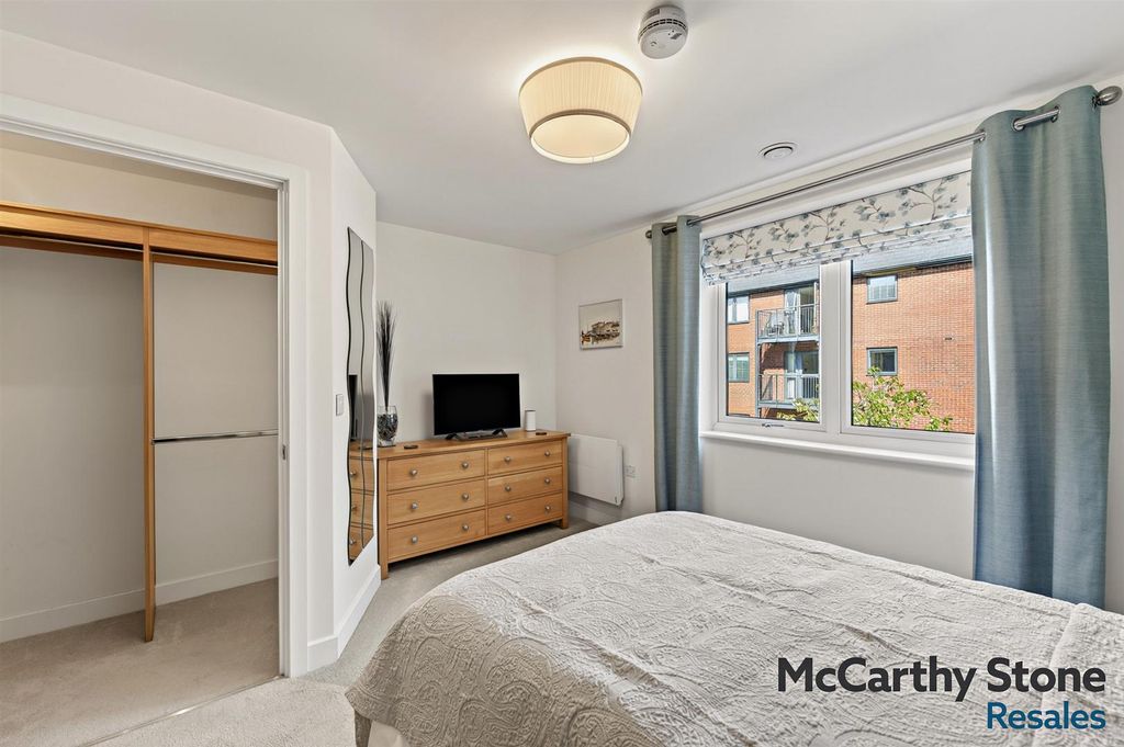 Additional image 9 of 2 bed flat for salePym Court Bewick Avenue, Topsham, Exeter EX3