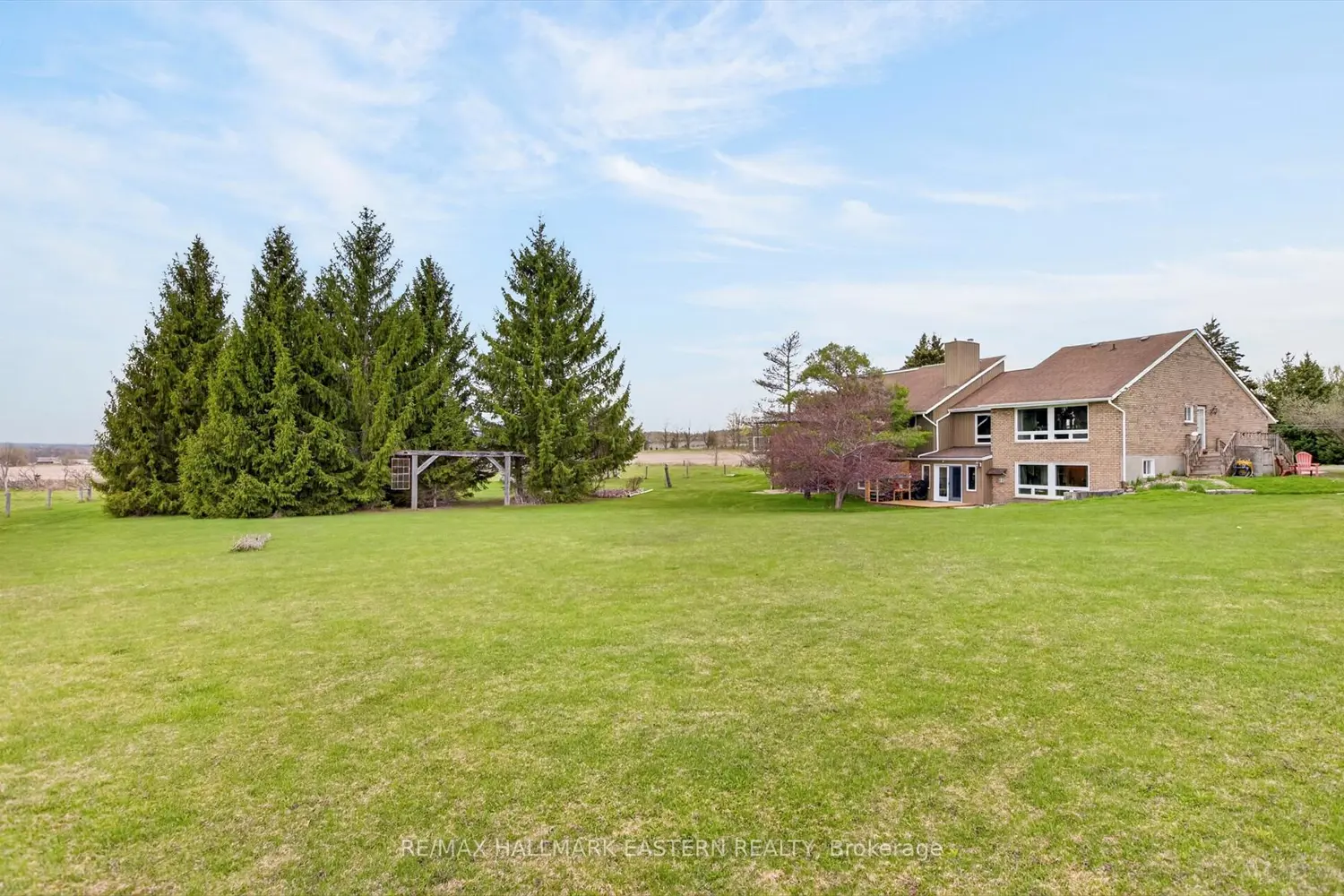 1229 Morton Line photo 5