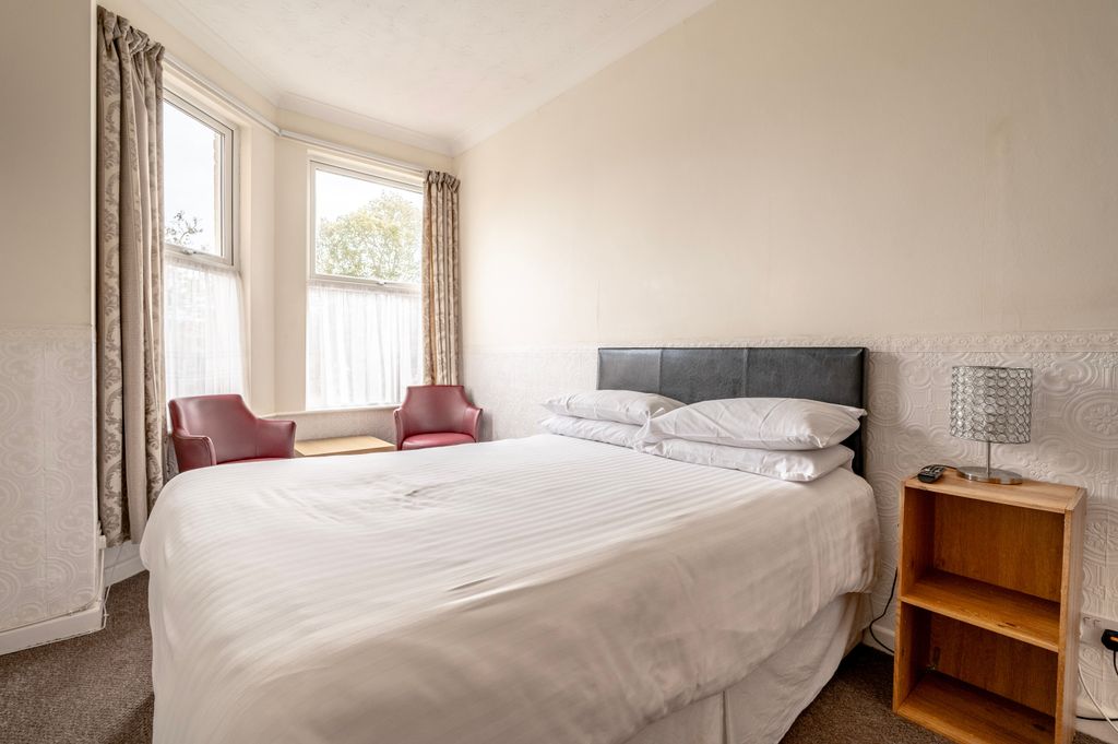 Additional image 15 of 24 bed terraced house for saleWellesley Road, Great Yarmouth NR30
