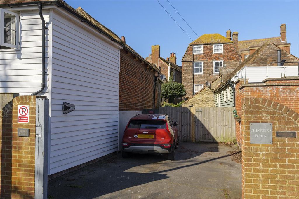Additional image 28 of 5 bed terraced house for saleHugh House, Hugh Place, Faversham ME13