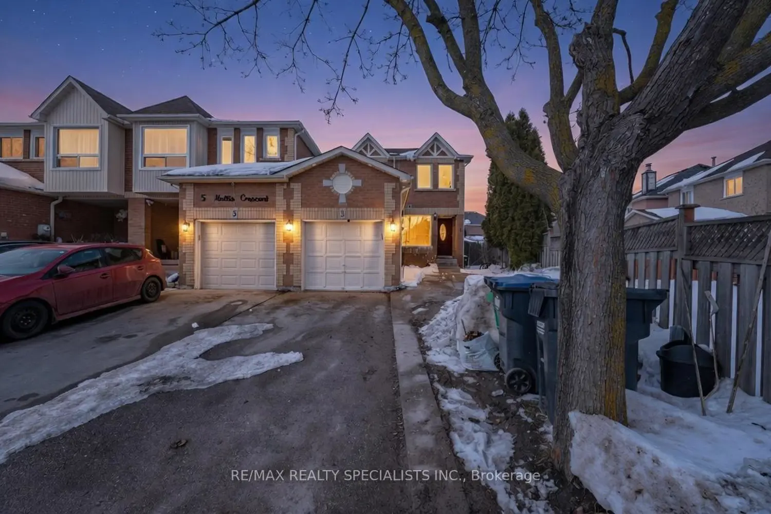 3 Mullis Crescent