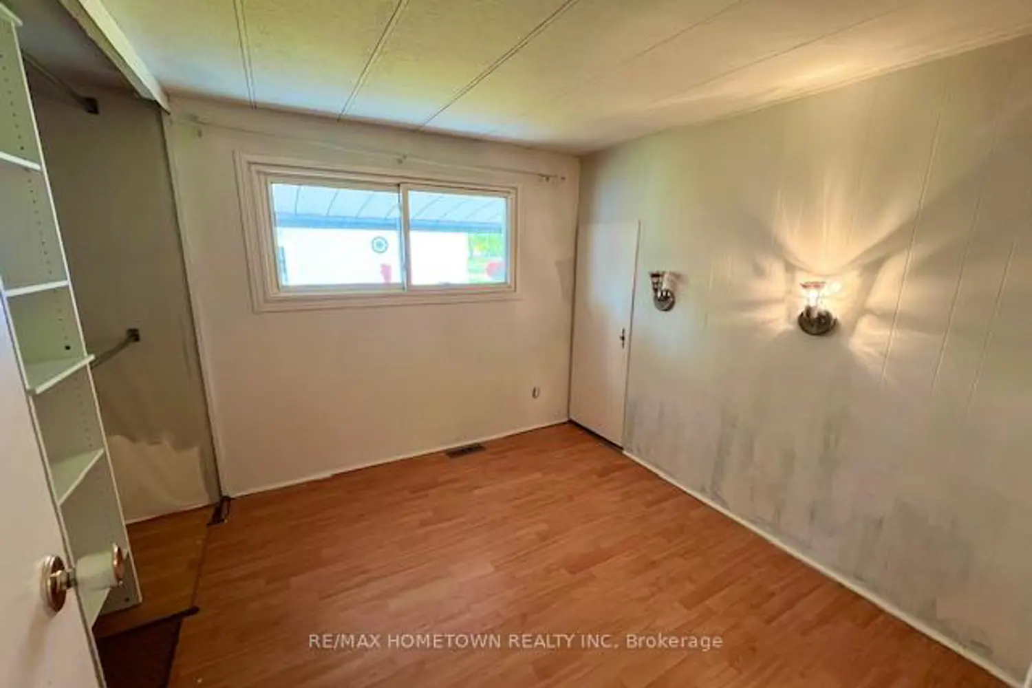 Additional image 8 of 1871 Oxford Avenue 3