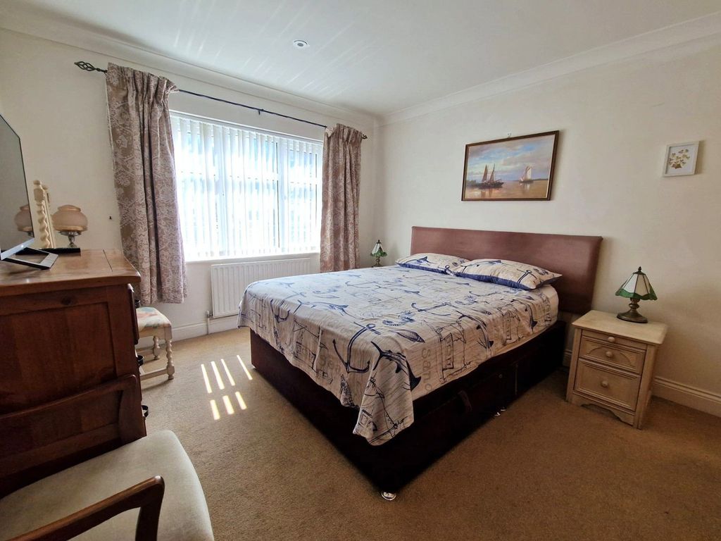 Additional image 5 of 2 bed flat for saleShelly Road, Exmouth EX8