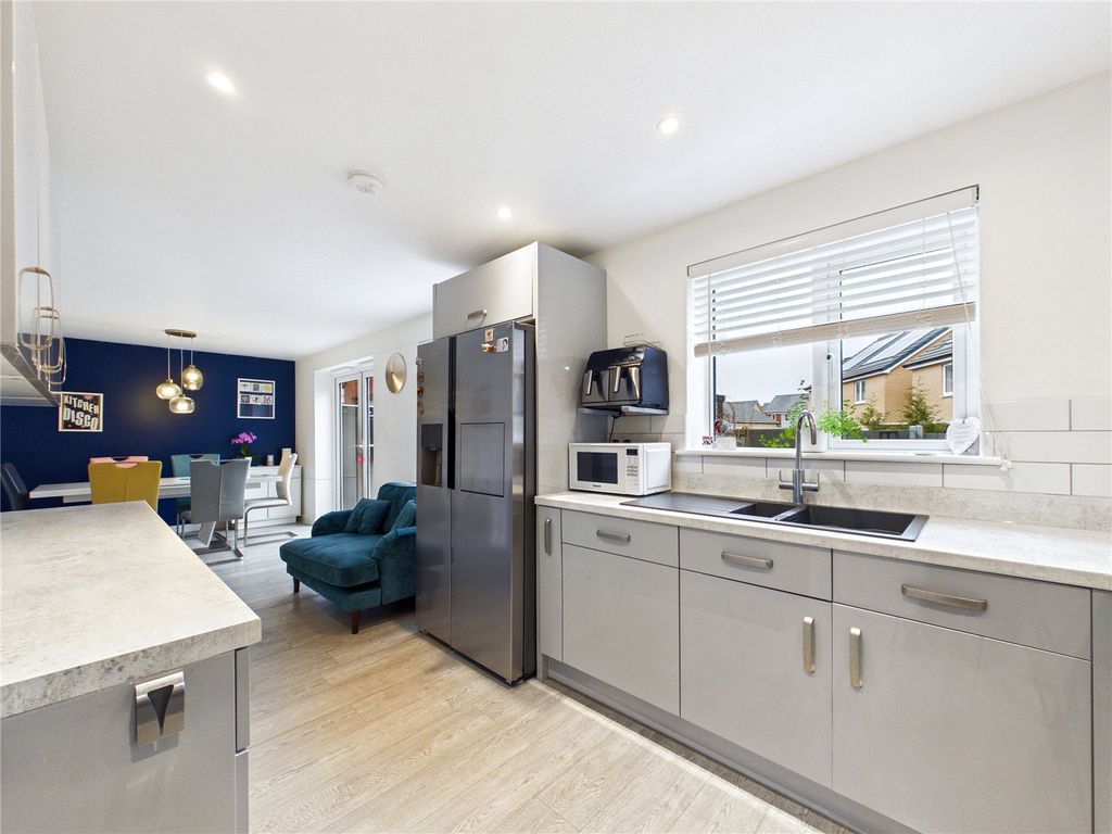 Additional image 7 of 5 bed detached house for saleCowpasture Drive, Felixstowe, Suffolk IP11