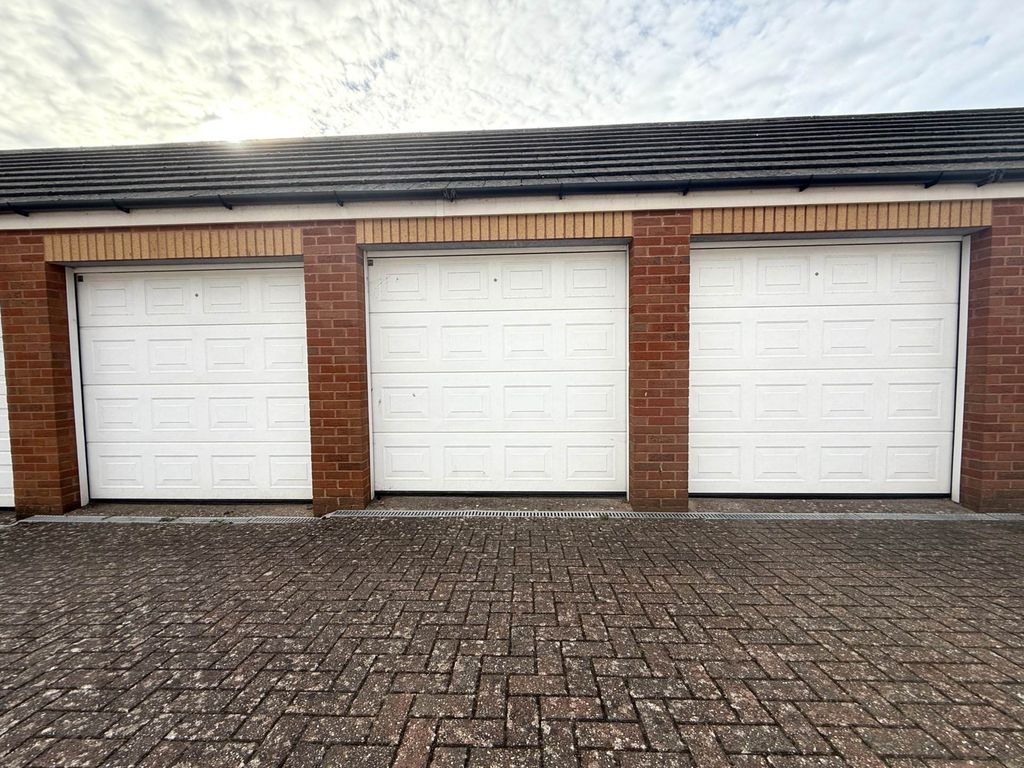 Additional image 9 of 3 bed flat for saleDouglas Avenue, Exmouth EX8