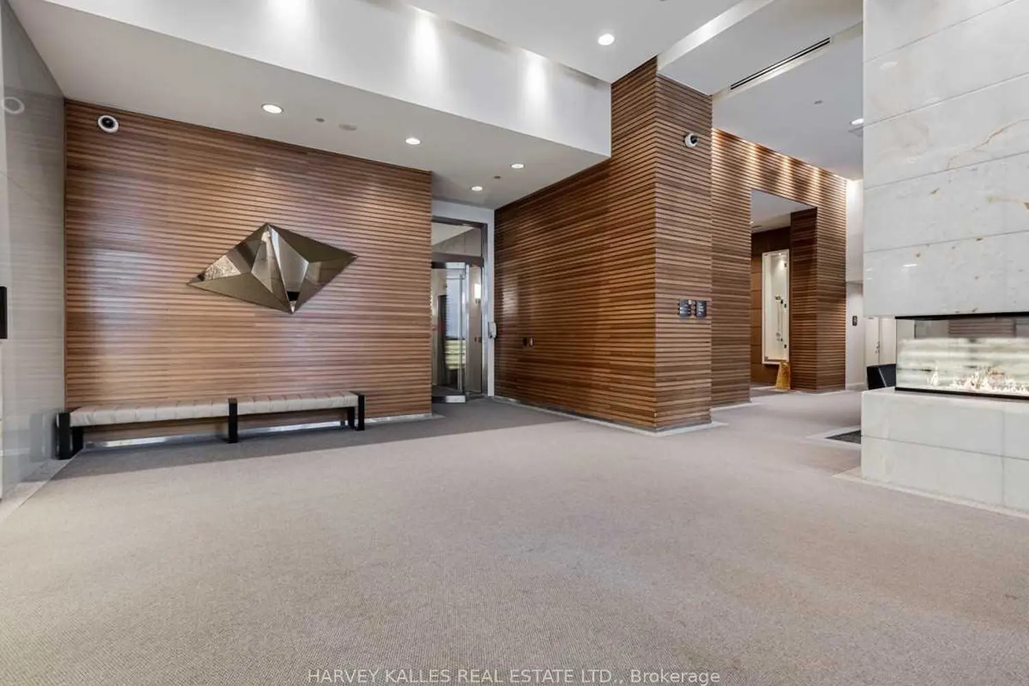 Additional image 9 of 2191 Yonge Street 504