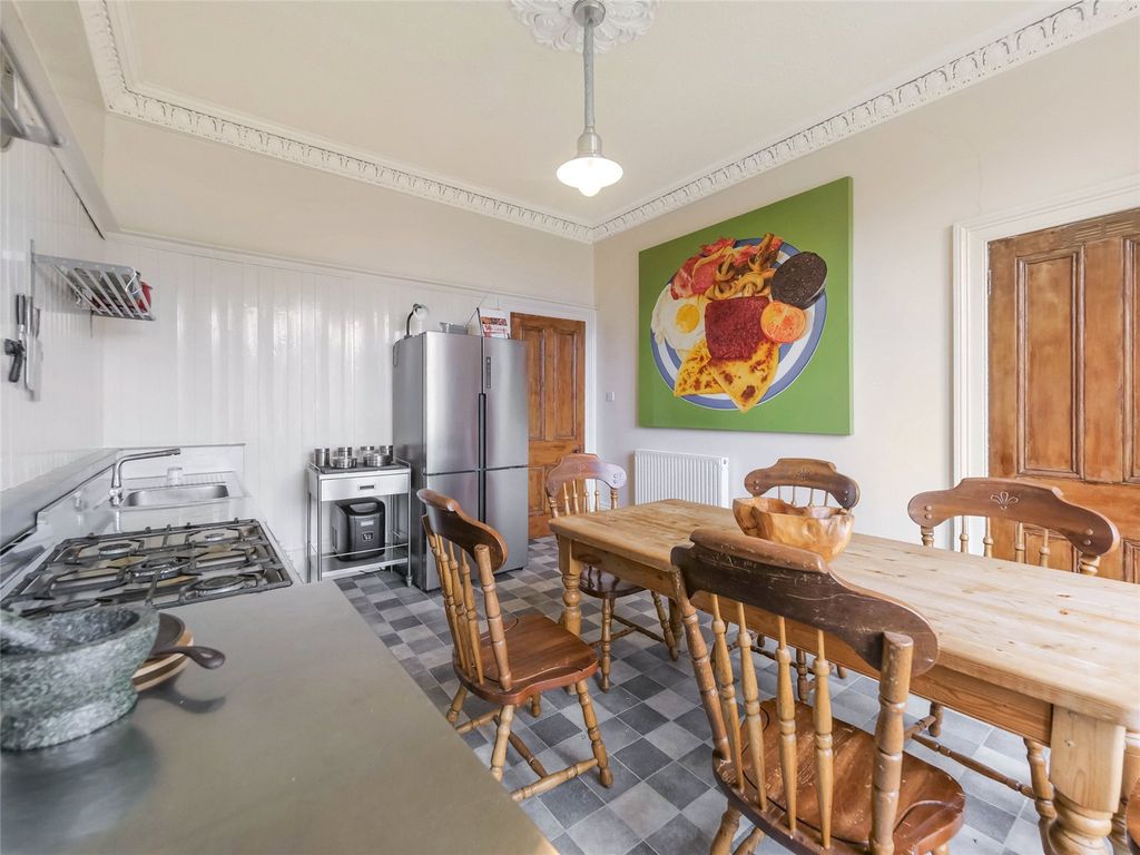 Additional image 7 of 3 bed flat for saleBrisbane Street, Greenock, Inverclyde PA16