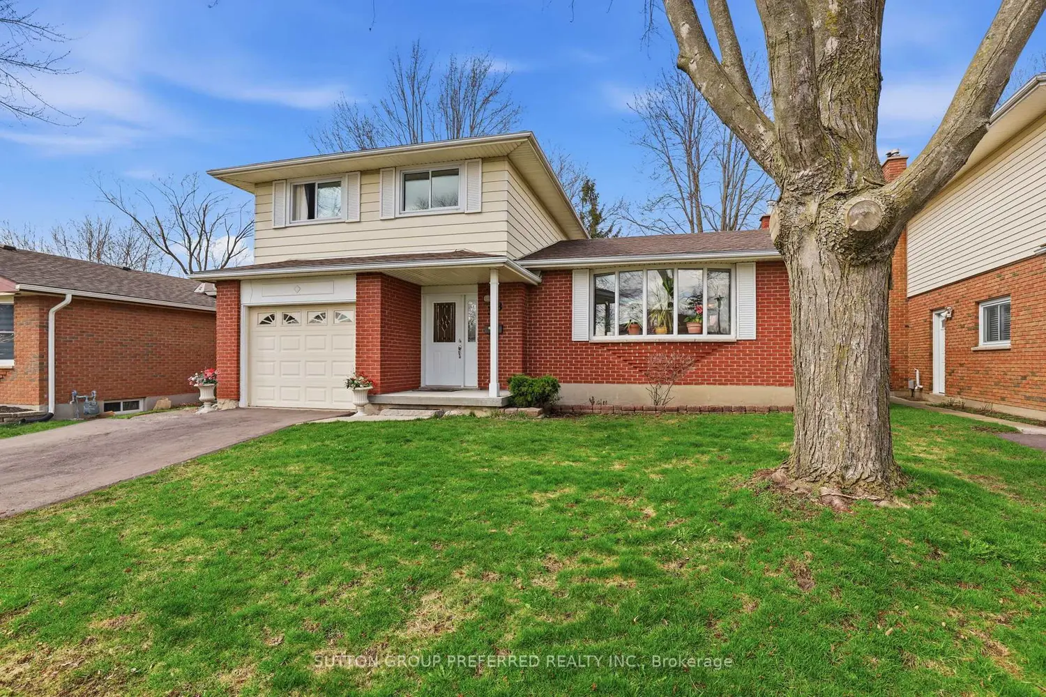 38 Alayne Crescent