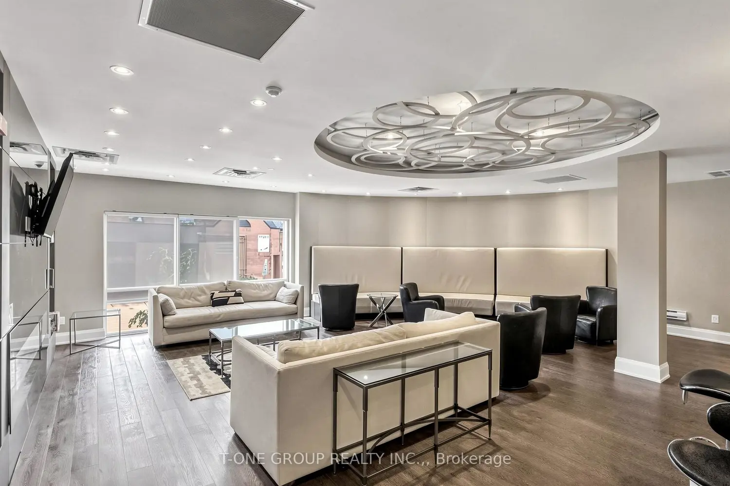 Additional image 14 of 15277 Yonge Street 602A