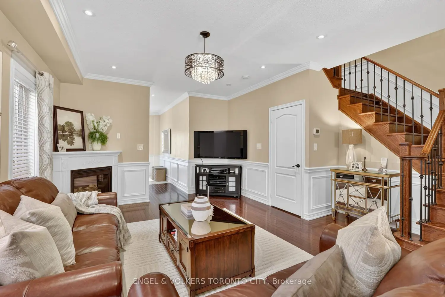 22 Ozner Crescent photo 3