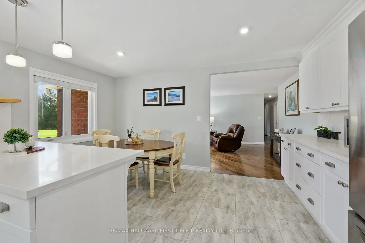 2764 Theatre Road photo 5
