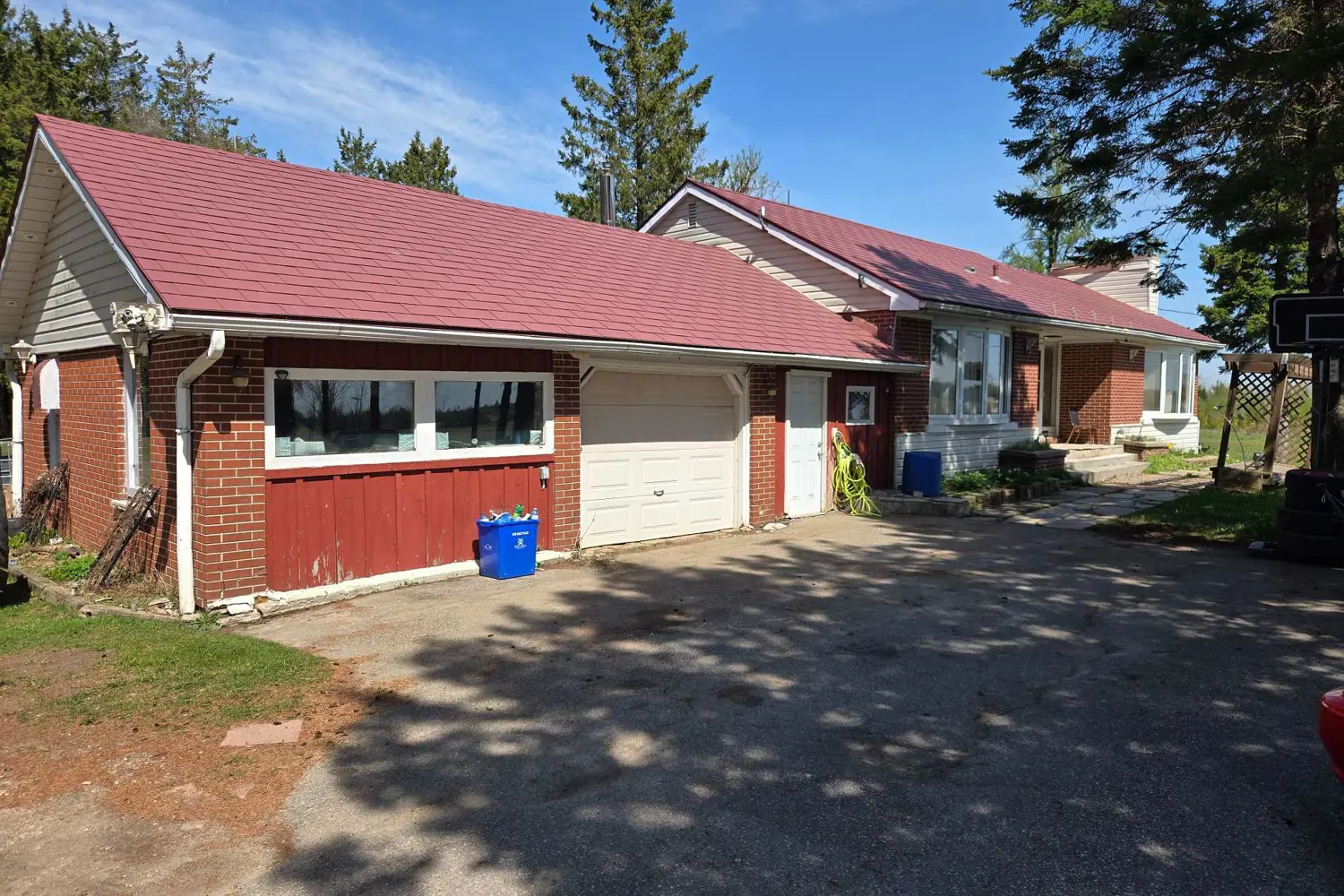 159123 Highway 10 photo 2