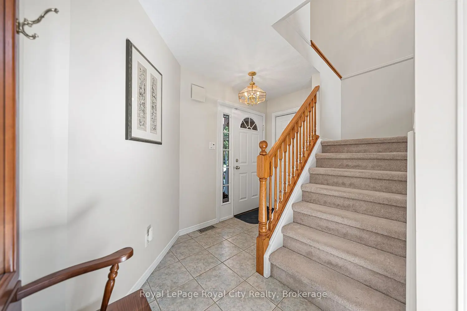 784 Gordon Street 7 photo 3