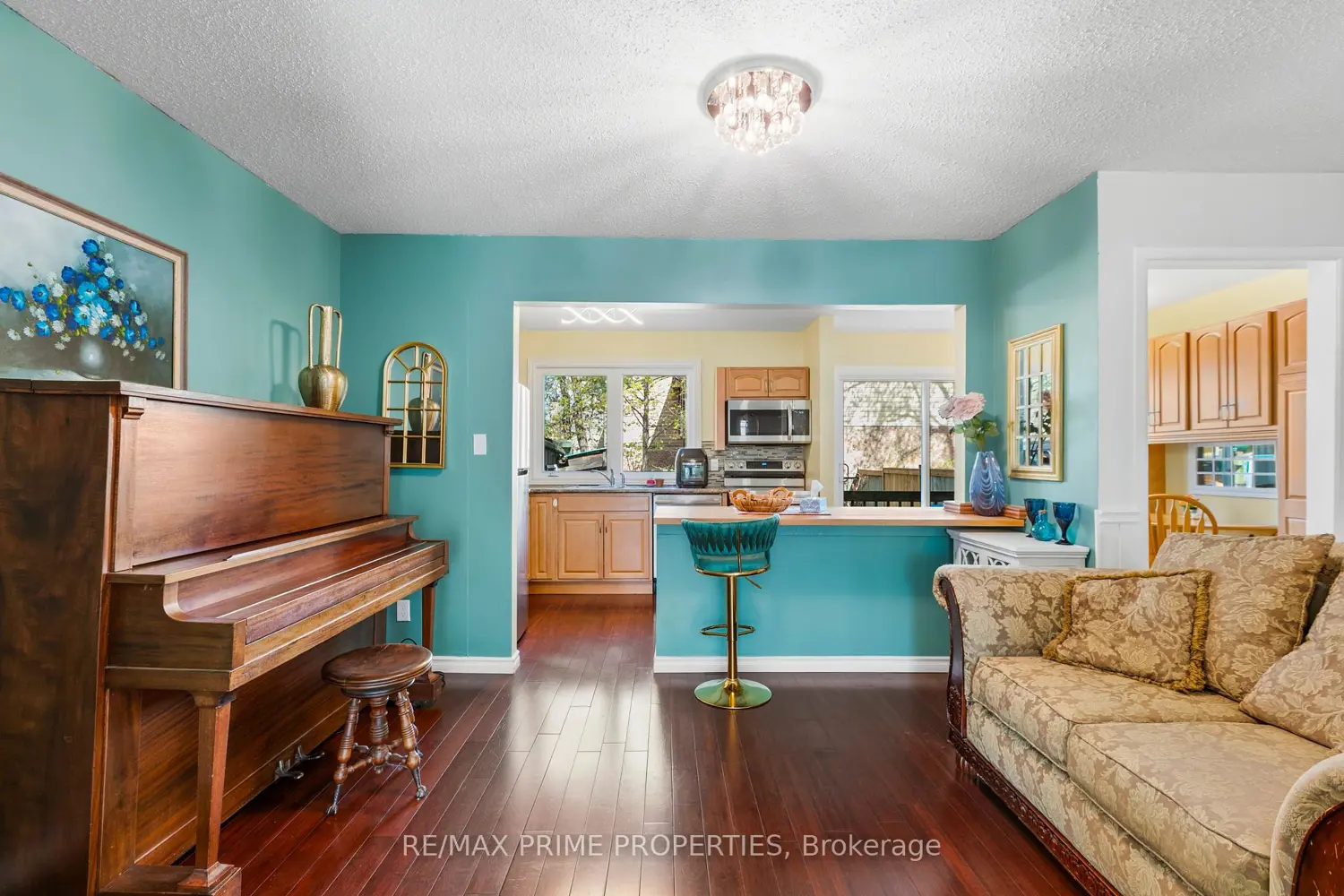 3691 Albion Road 22 photo 3