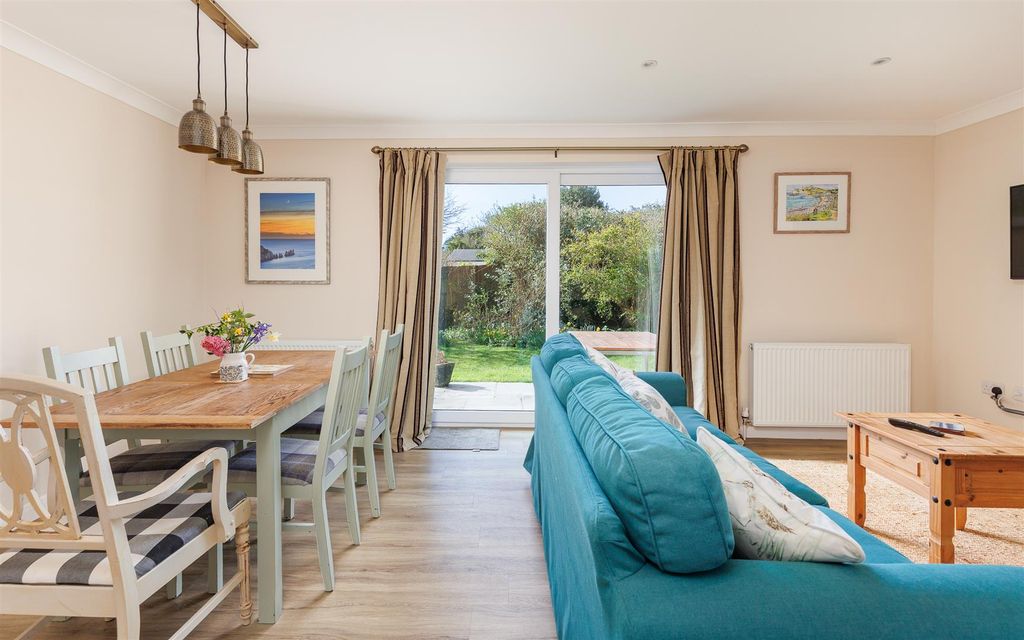 Additional image 18 of 3 bed detached bungalow for saleBay Road, Freshwater PO40