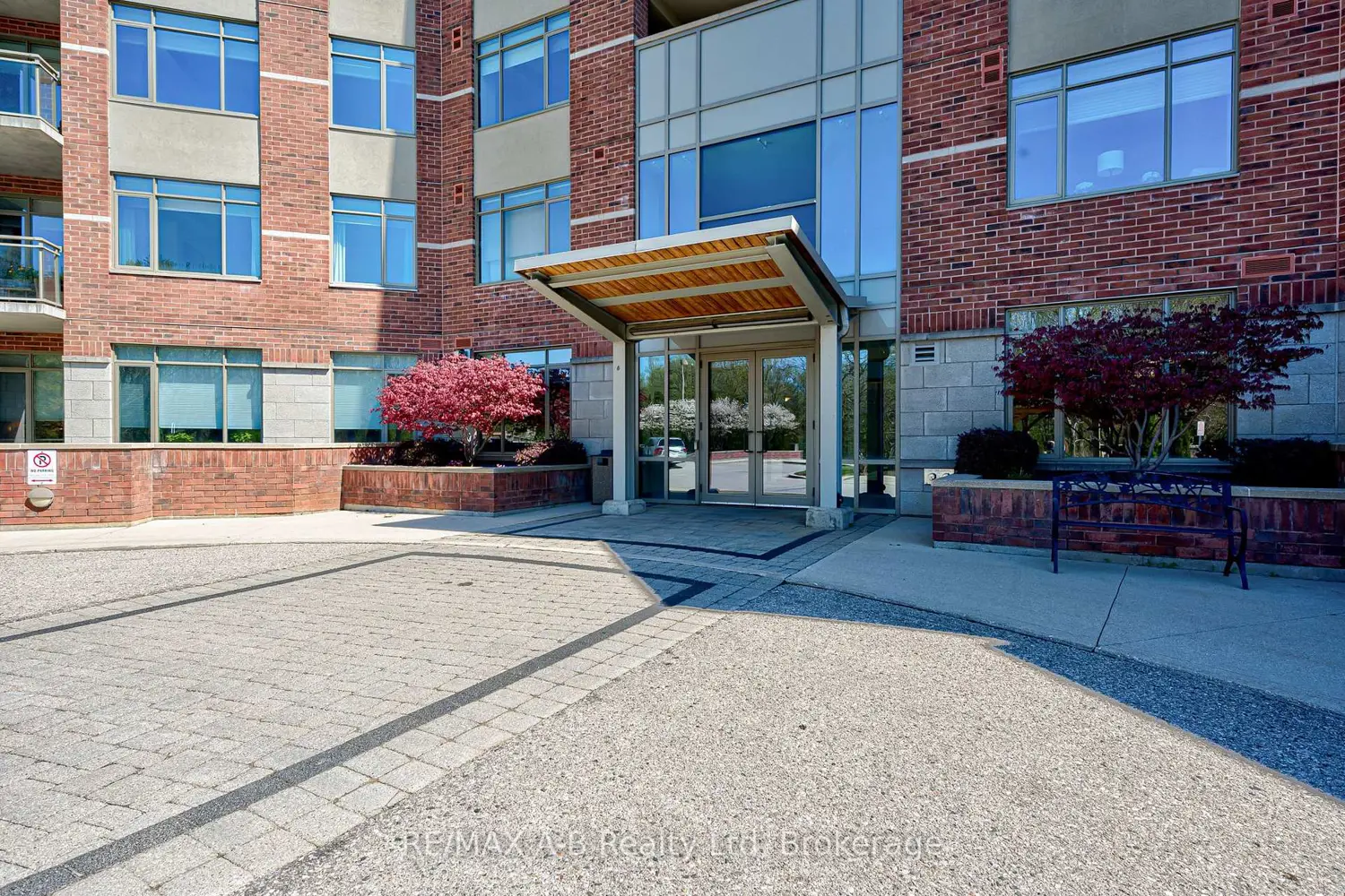 400 Romeo Street 101 photo 2