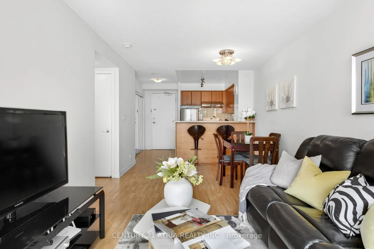 Additional image 6 of 38 Lee Centre Drive 908