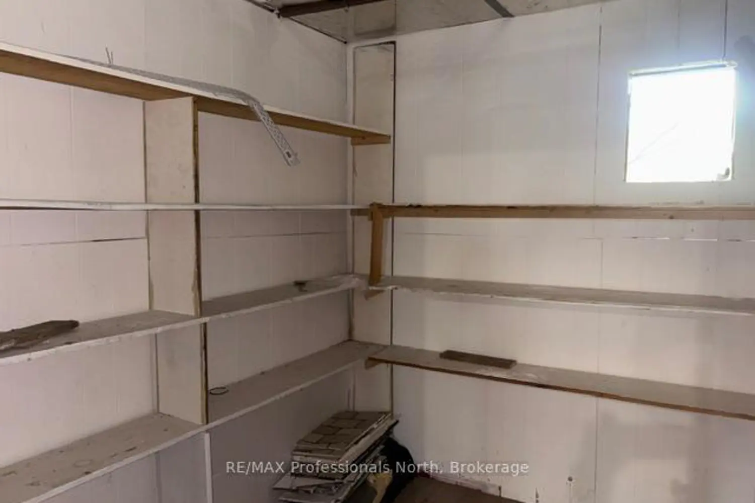 Additional image 16 of 3044 Gelert Road