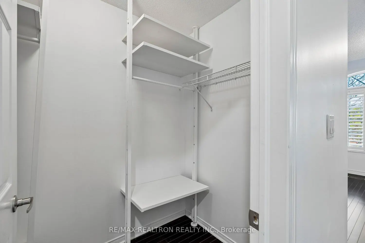 Additional image 14 of 97 The Queensway 35