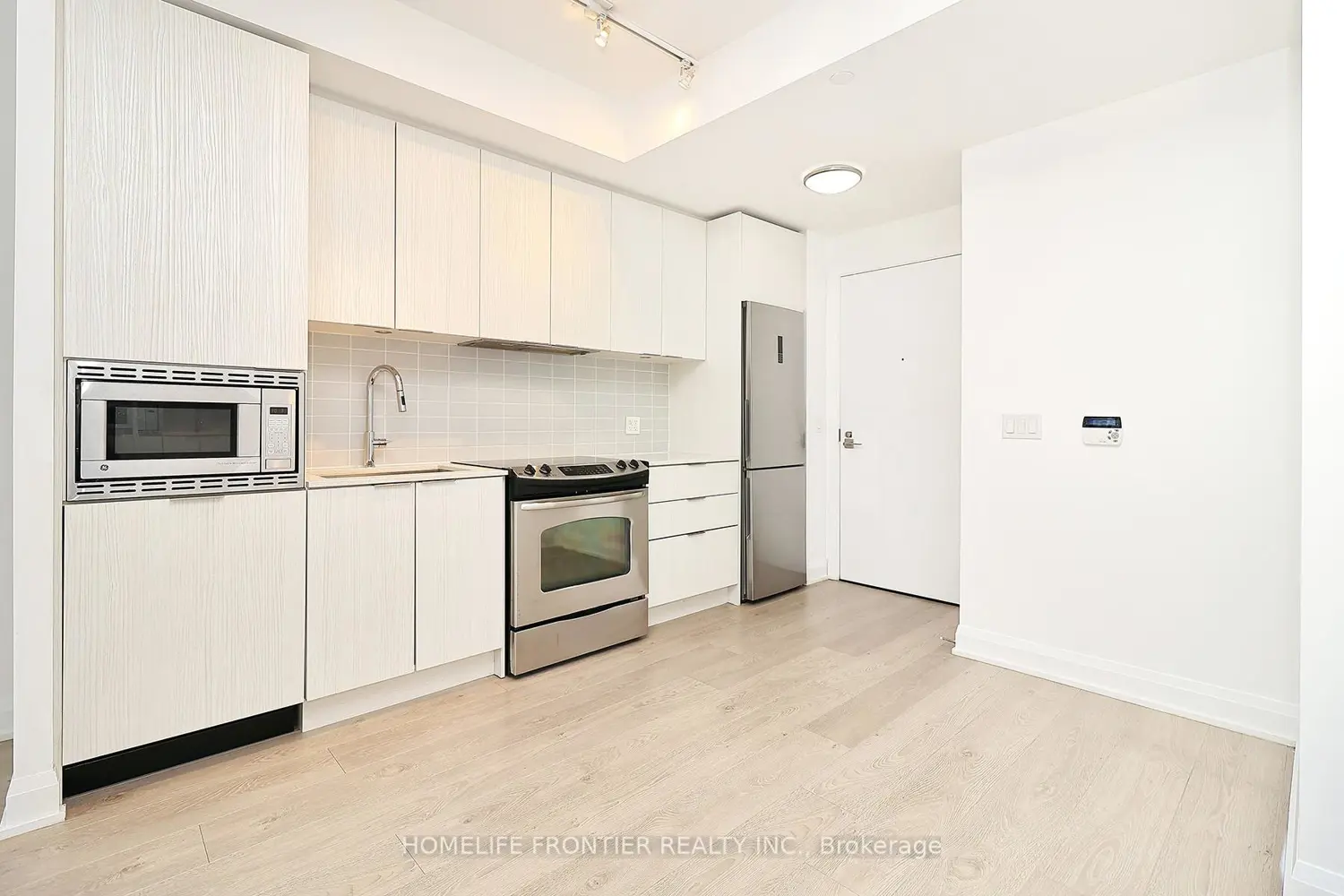 Additional image 2 of 110 Marine Parade Drive 1106