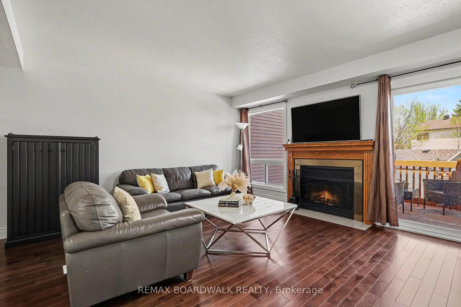 1388 Beaucourt Court photo 4