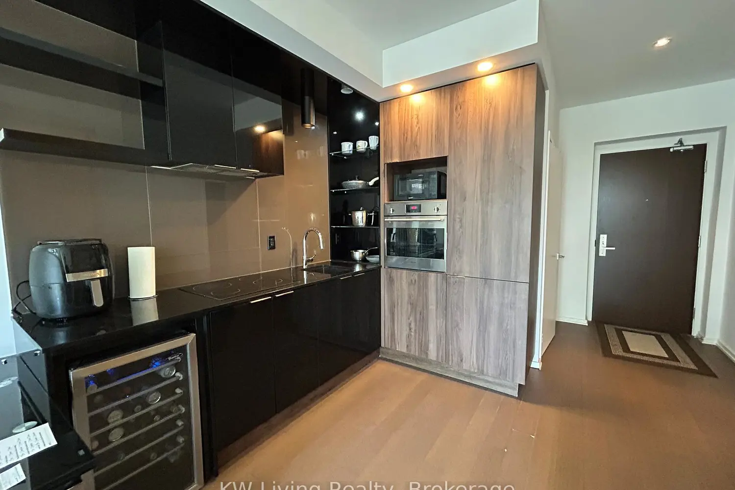Additional image 12 of 70 Temperance Street 2708