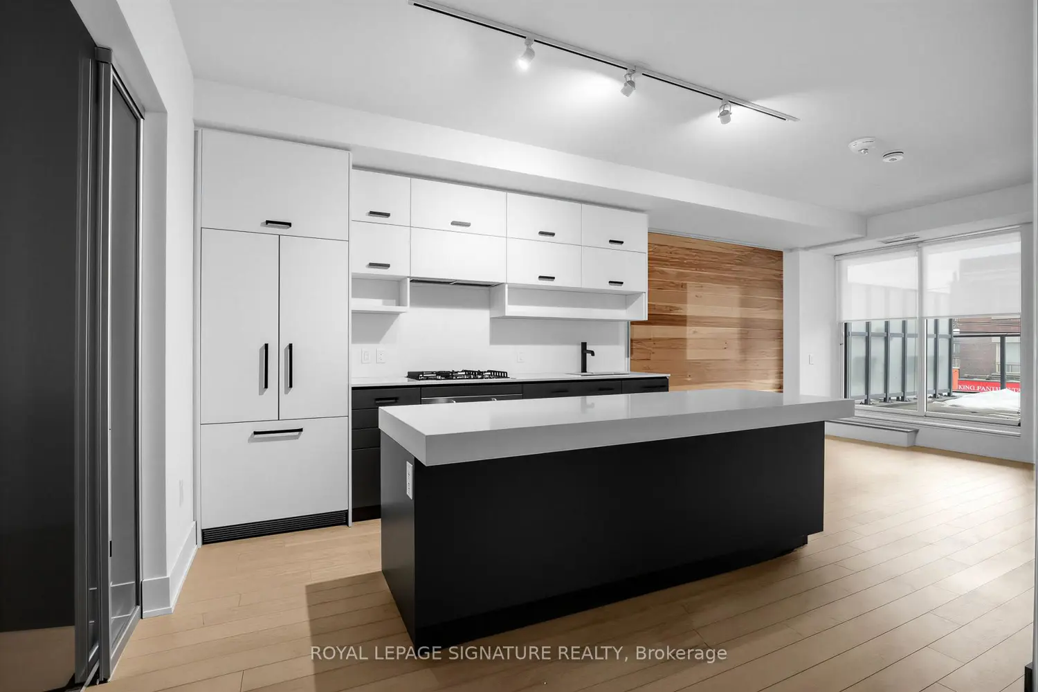 Additional image 9 of 1888 Queen Street 203