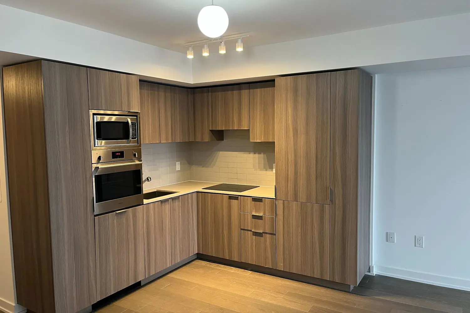 Additional image 6 of 11 Wellesley Street 3104