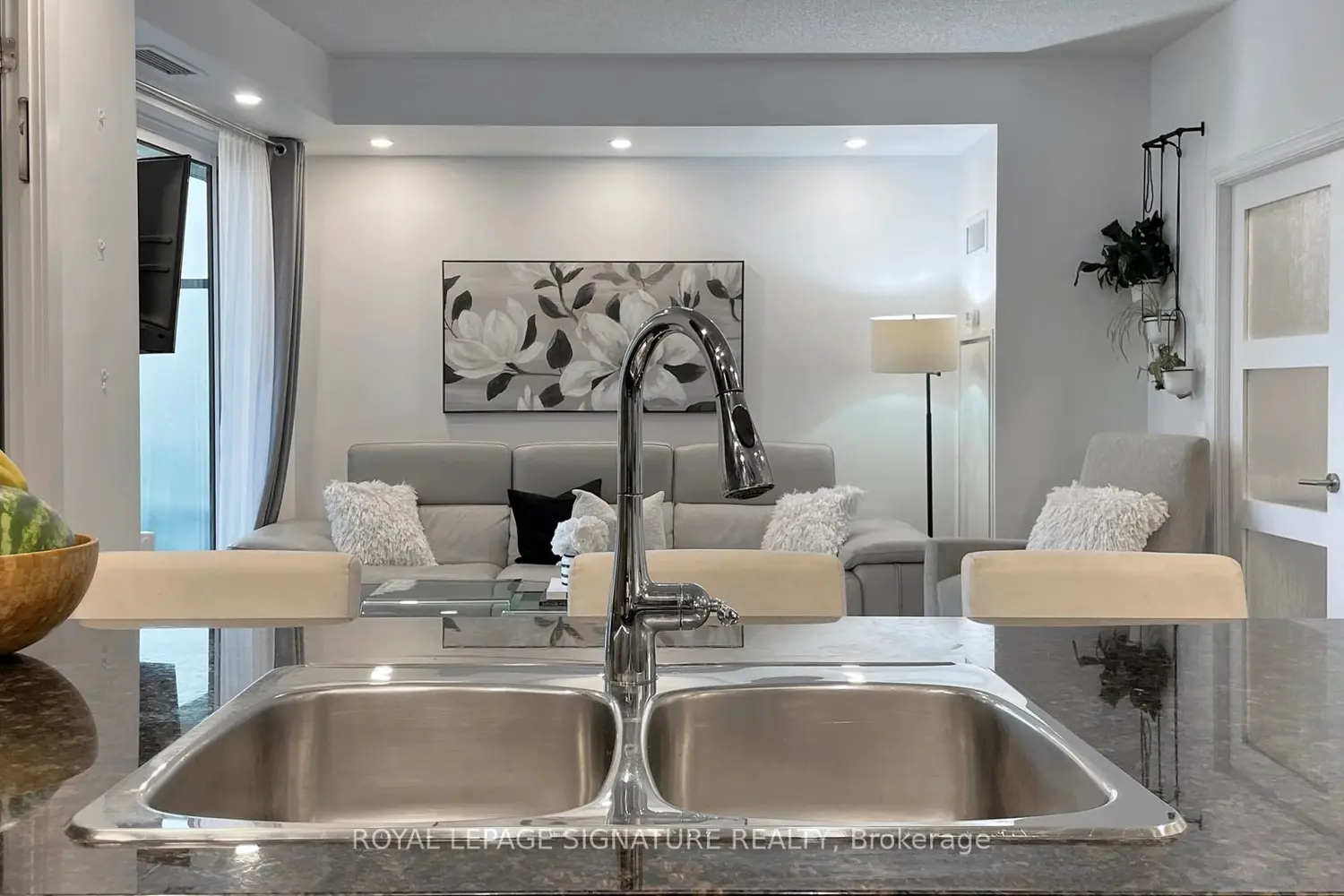 Additional image 10 of 60 Berwick Avenue 510
