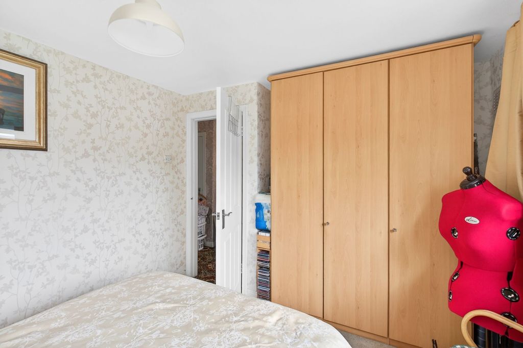 Additional image 18 of 4 bed semi-detached house for sale43 Oxgang Road, Grangemouth FK3