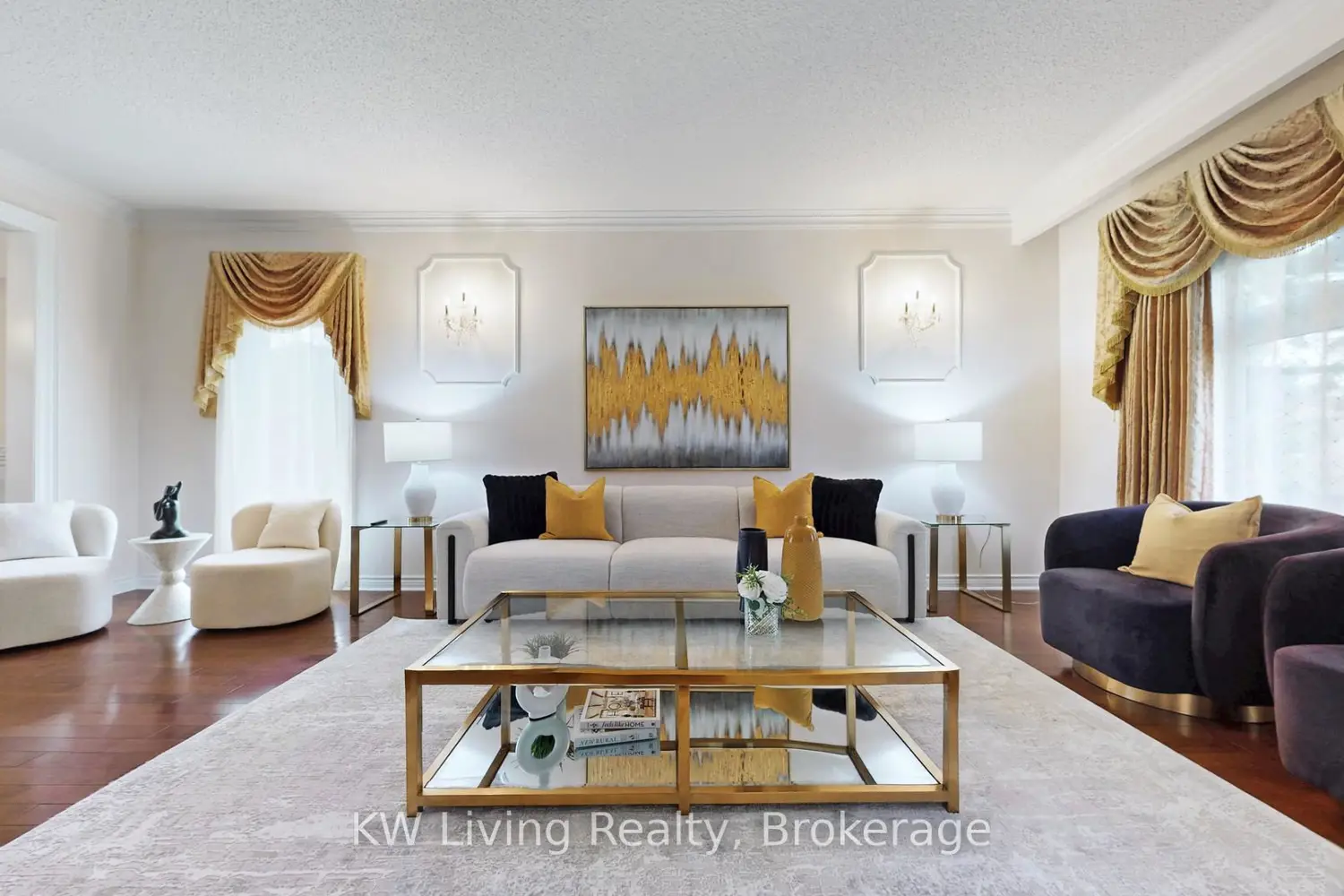19 Spadina Road photo 4