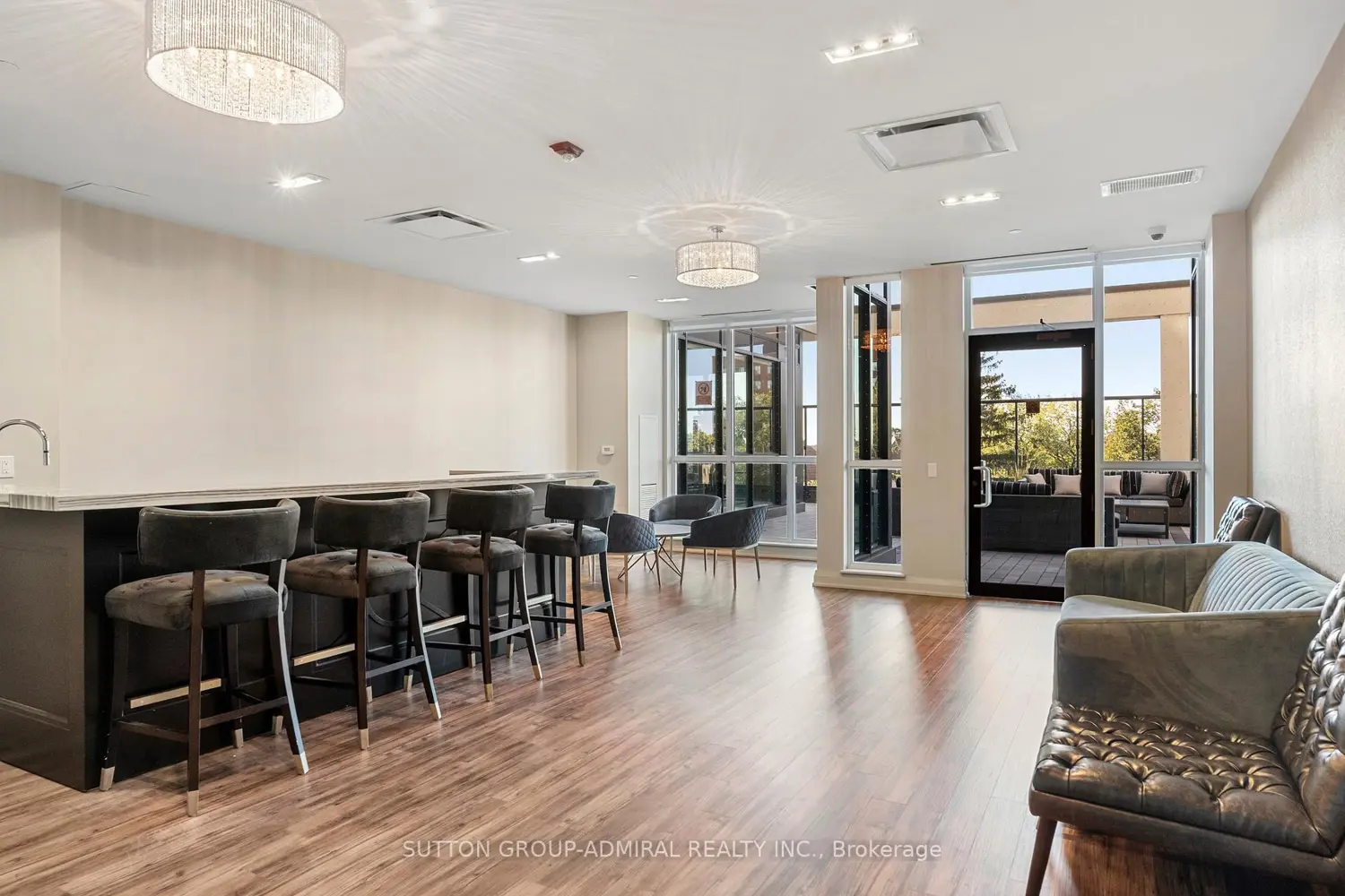 Additional image 18 of 1486 Bathurst Street 907