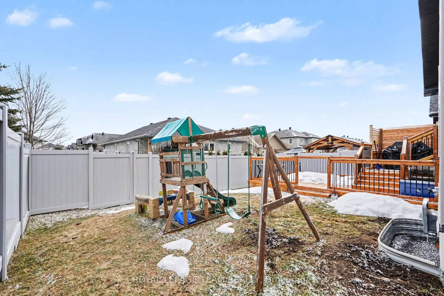 Additional image 16 of 855 Reaume Street