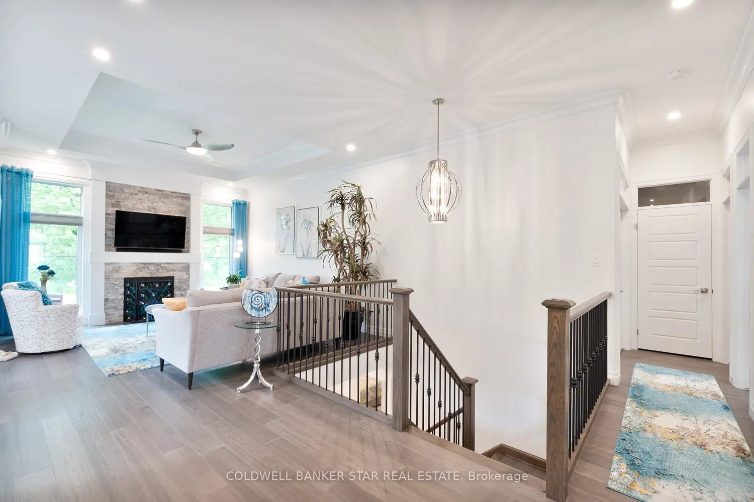 2426 Red Thorne Avenue